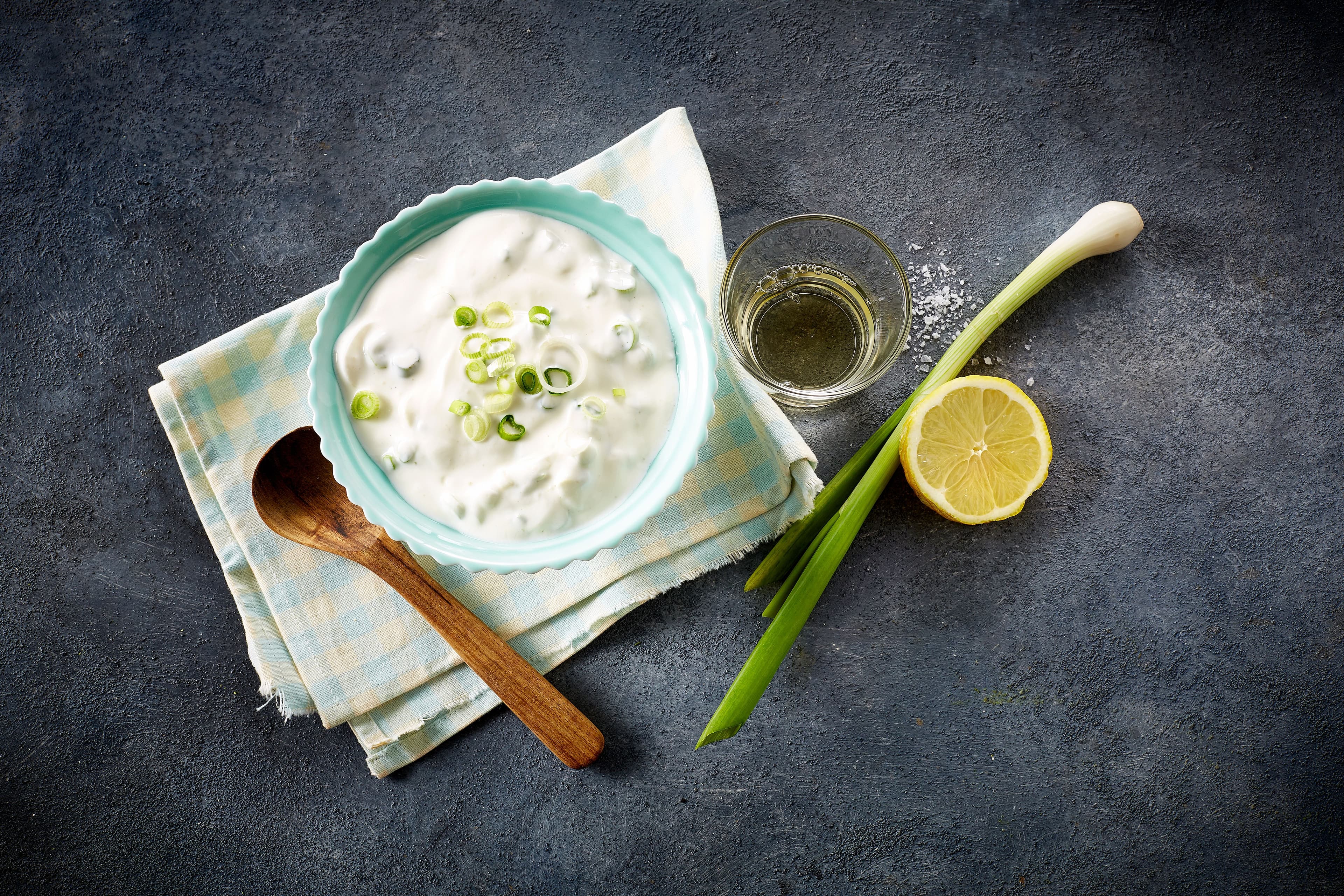 Frisk dressing til spekemat