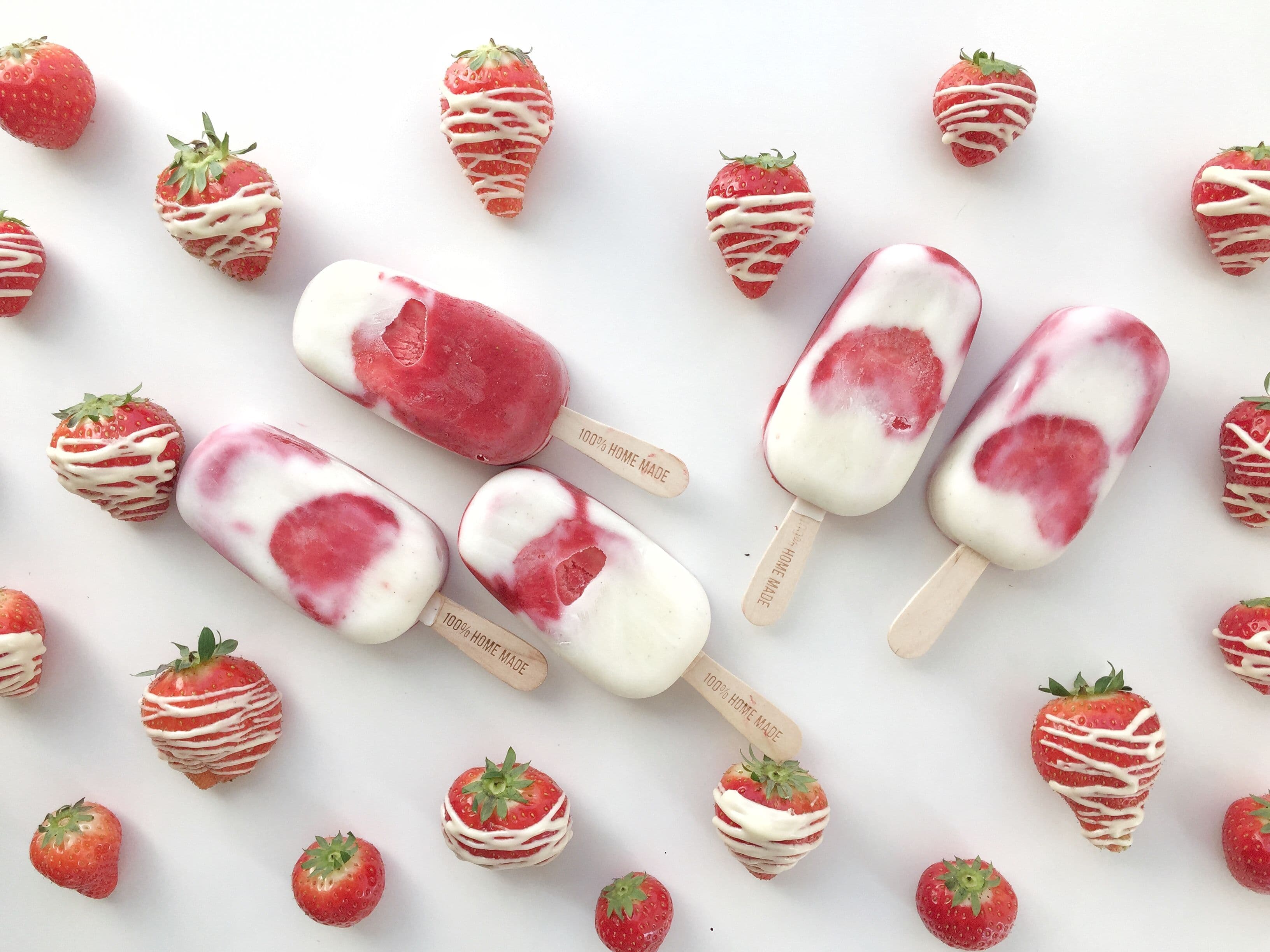 Ispinner med rørte jordbær